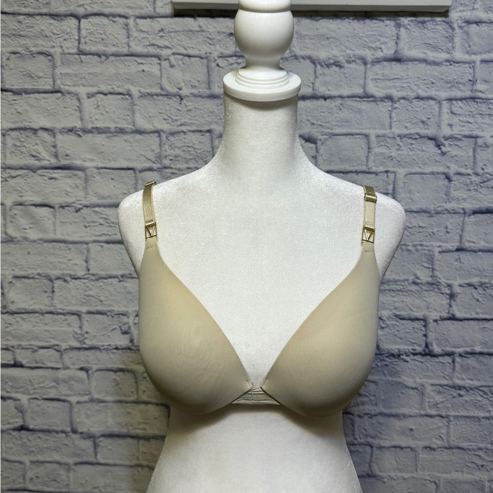 Victoria's Secret Padded Underwire Uplift Plunge Bra Size 34D Beige
